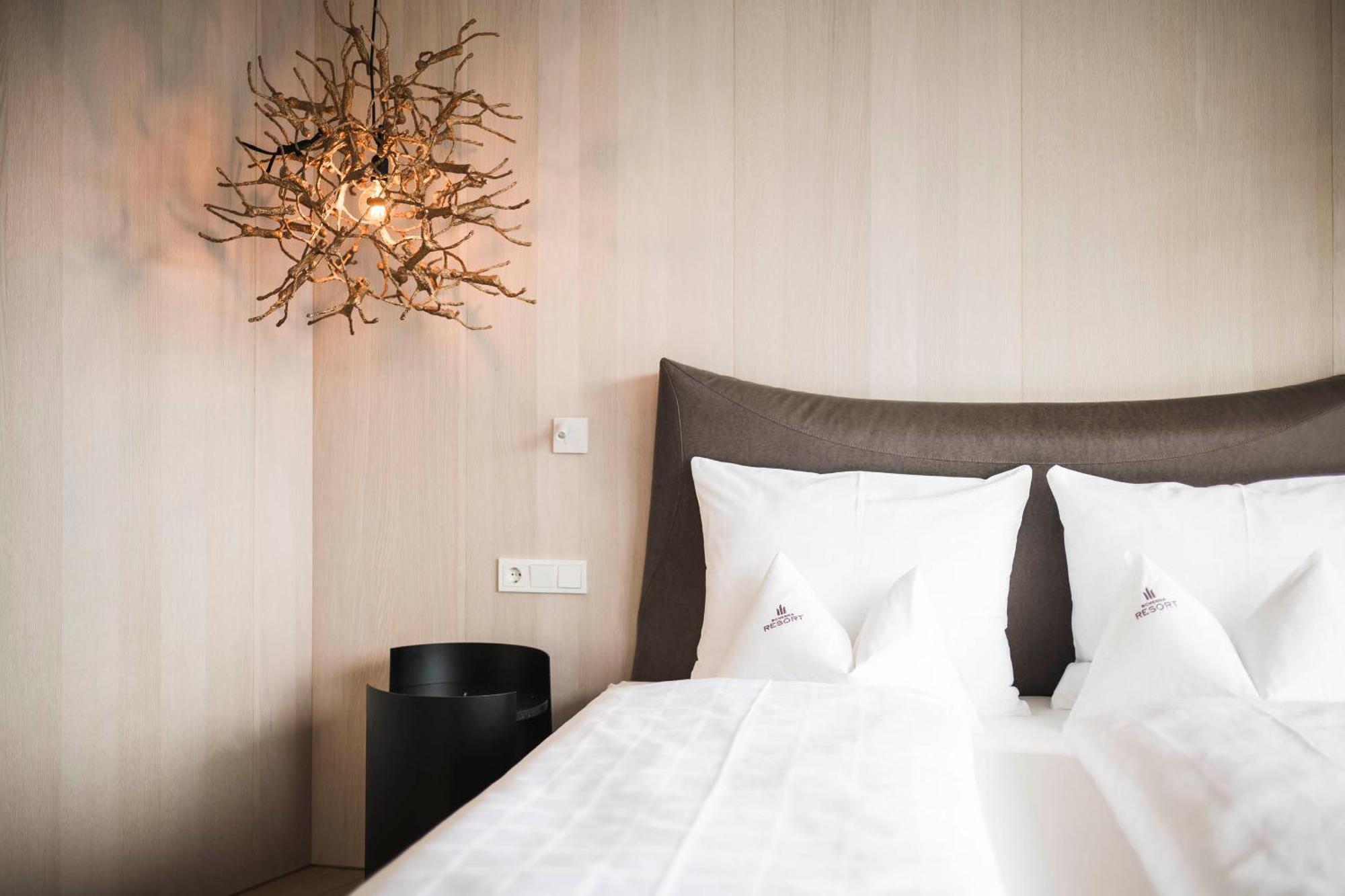Schenna Resort Екстериор снимка