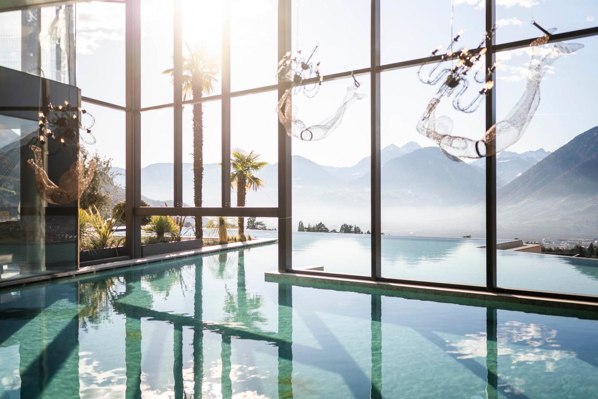 Schenna Resort Екстериор снимка